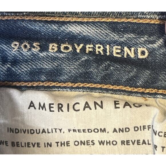 American Eagle Jeans 90’s Boyfriend Distressed Women’s 6 Long Blue **READ** - Picture 6 of 10